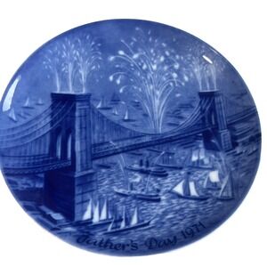 The German Fathers Day Plate Berlin Design Genuine Blue China 1971 Brooklyn Brge